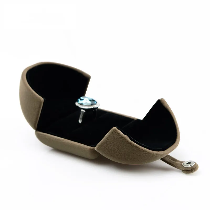 Coffee Velvet Ring Gift Box H00902