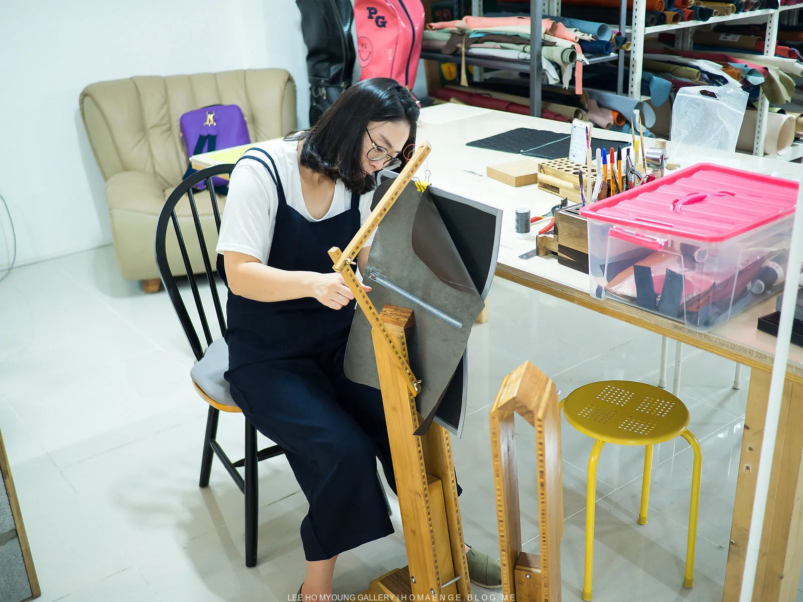 Dream Factory - "Standing" Automatic Stitching Pony / Clamp
