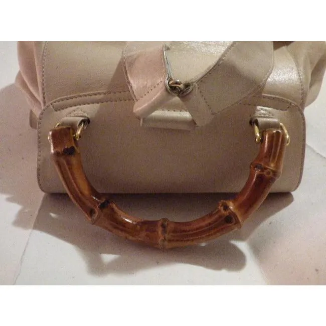 Gucci And Bamboo Handle White Leather Backpack