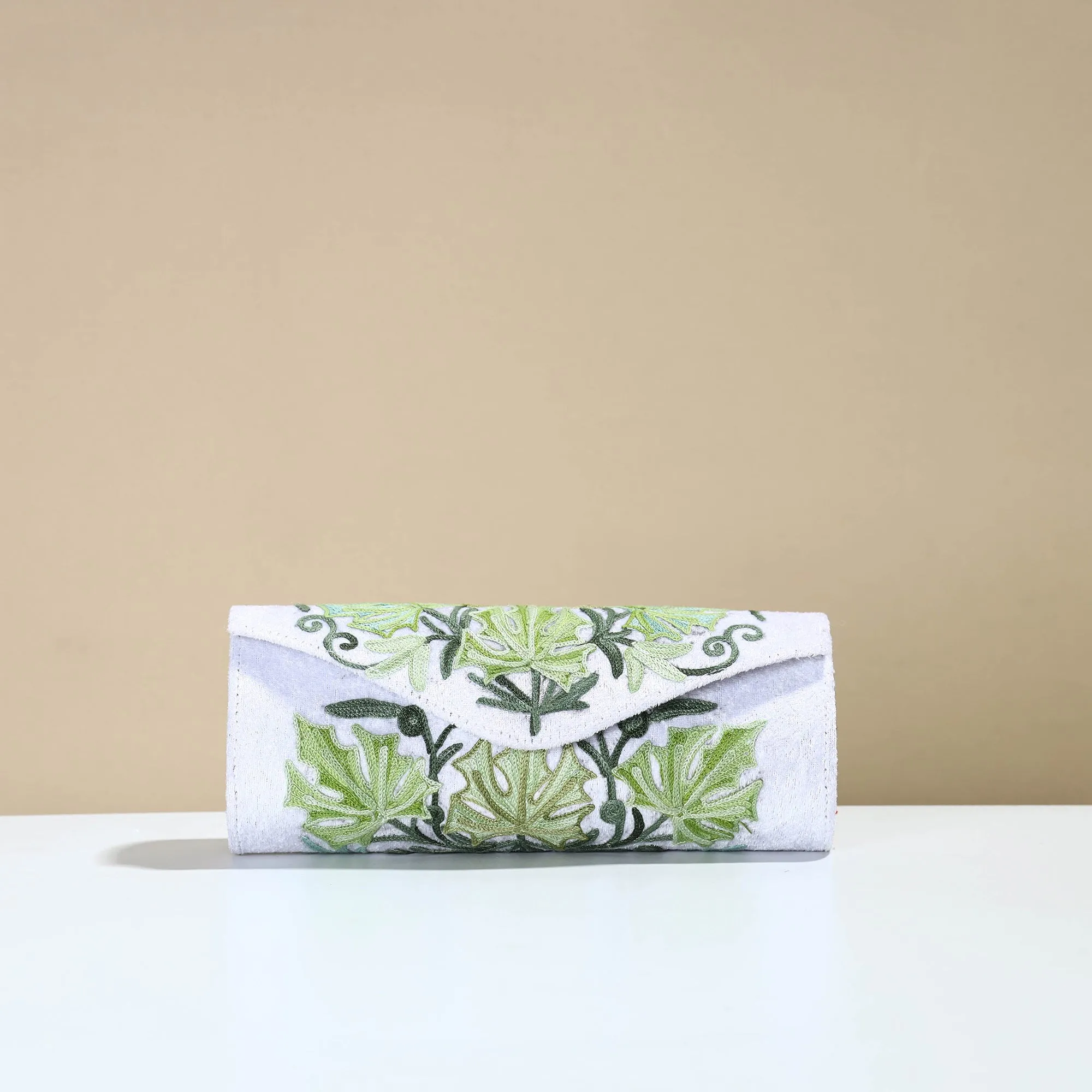 White - Kashmiri Crewel Hand Embroidery Velvet Clutch 52